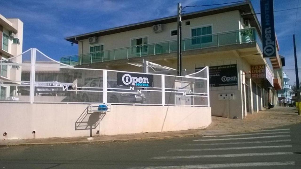 Open Hotel Telemaco Borba Ngoại thất bức ảnh